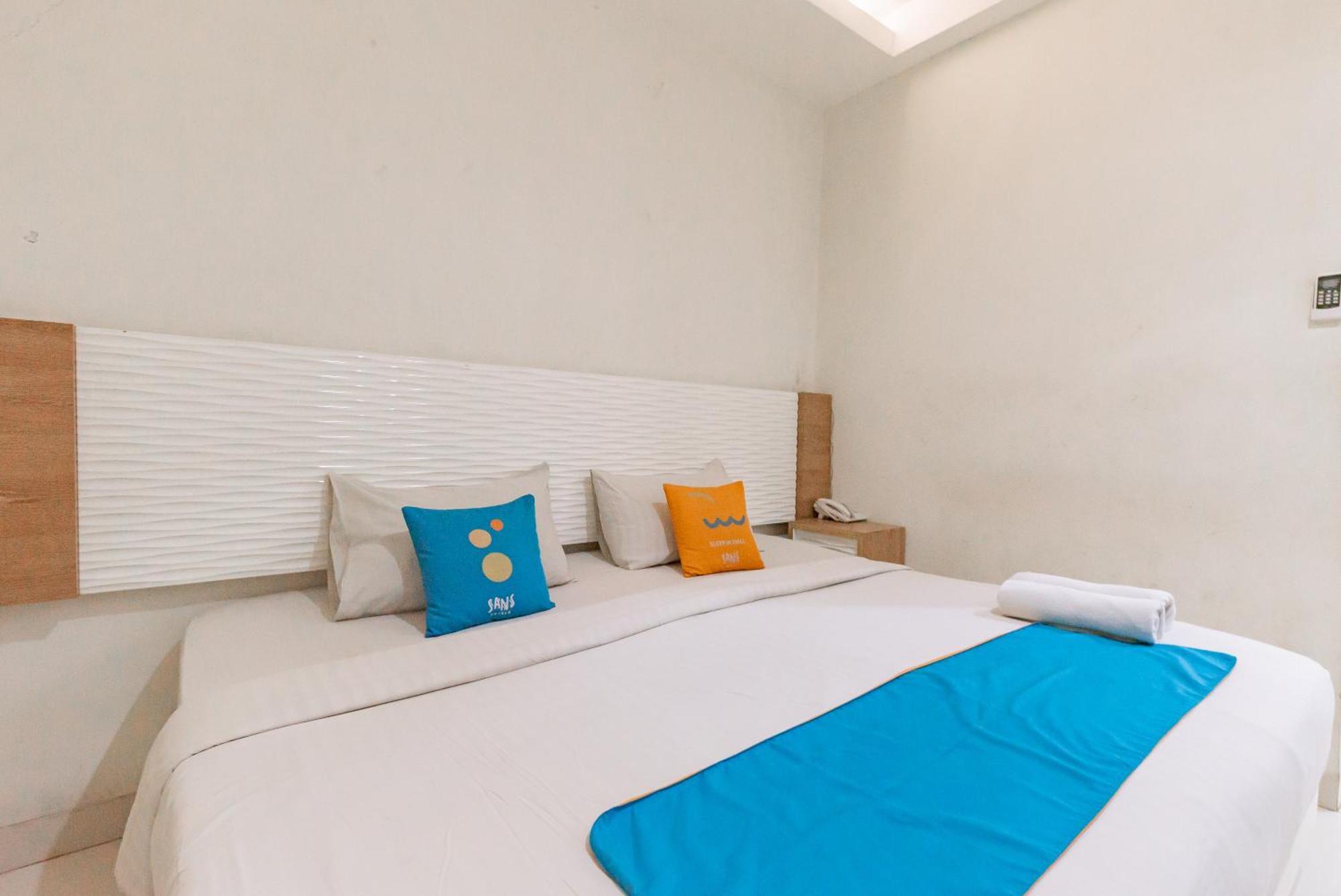 Sans Hotel Diemdi Kiaracondoong Bandung Buitenkant foto